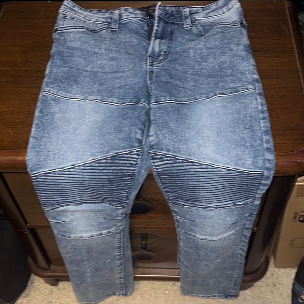 No Boundaries layered pants. Size 30x32.